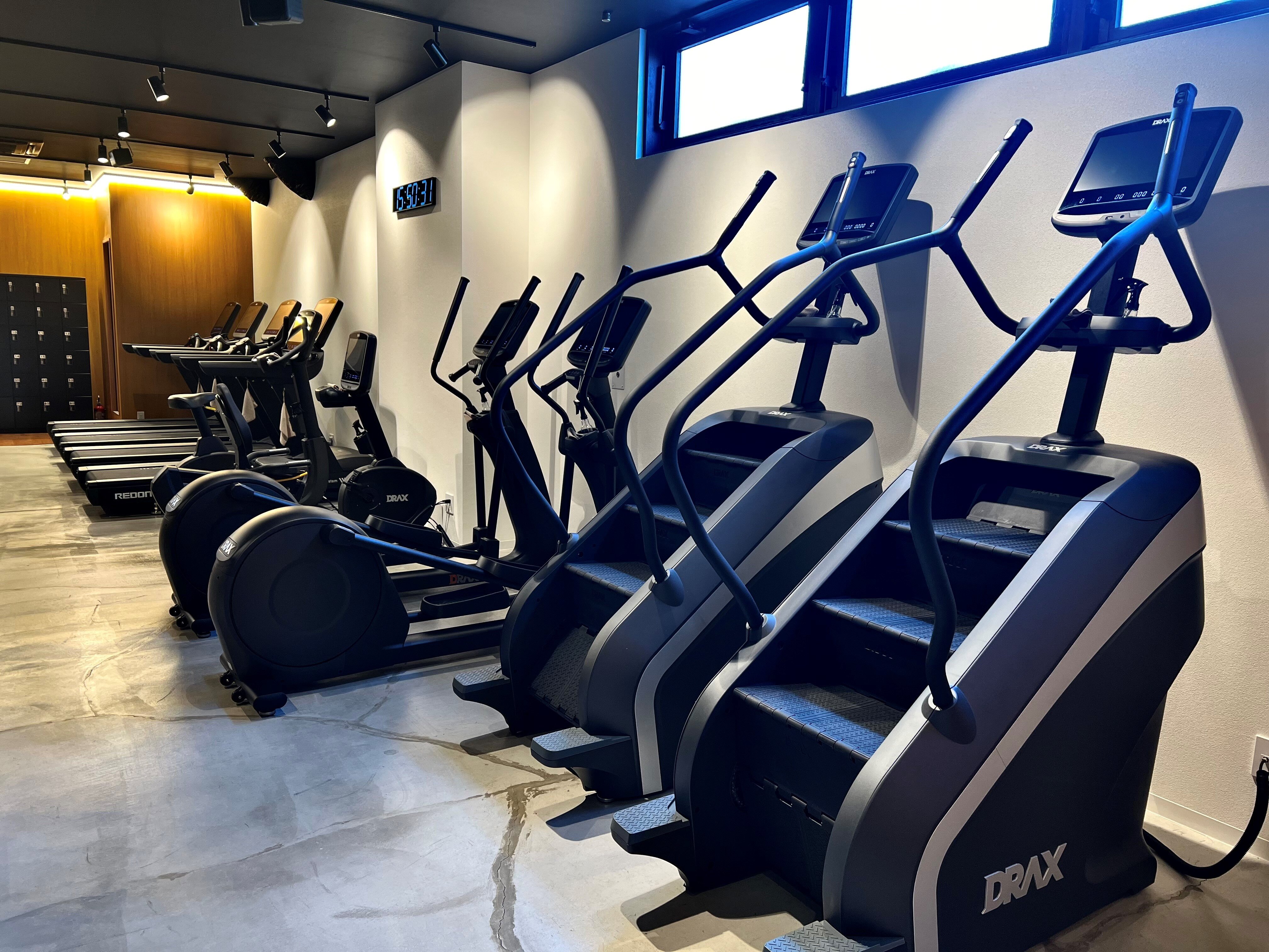 西八王子店｜東京都八王子市の24時間営業フィットネスジム｜ワールド