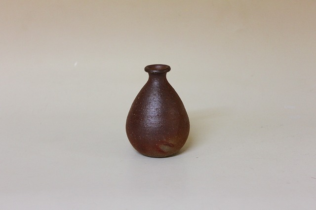 花瓶 一輪挿し備前焼陶弘の一輪挿しです 花瓶 一輪挿し備前焼陶弘の