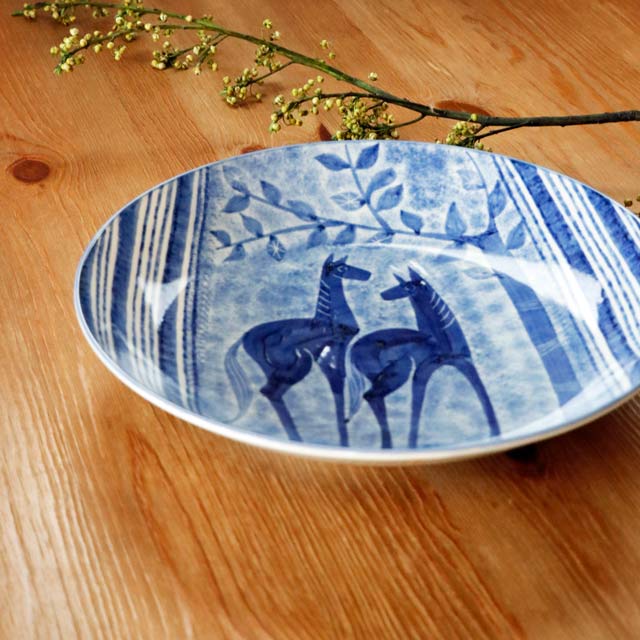 砥部焼の和食器 梅山窯の大皿 【砥部工房 からくさ】