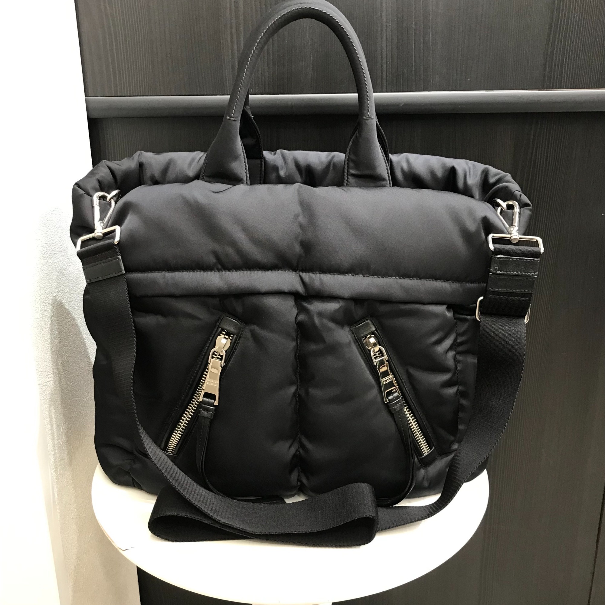 PRADA/プラダ】より【テスートボンバートートバッグ】が買取入荷致し
