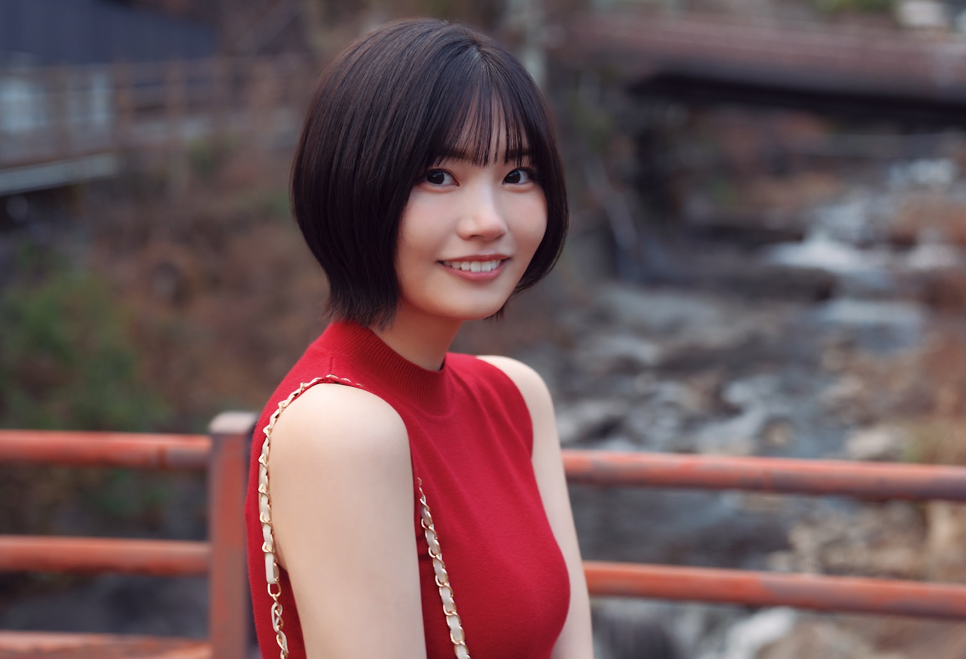 乃木坂46中西アルノ＆小川彩『グラビアチャンピオン』収録カット一部