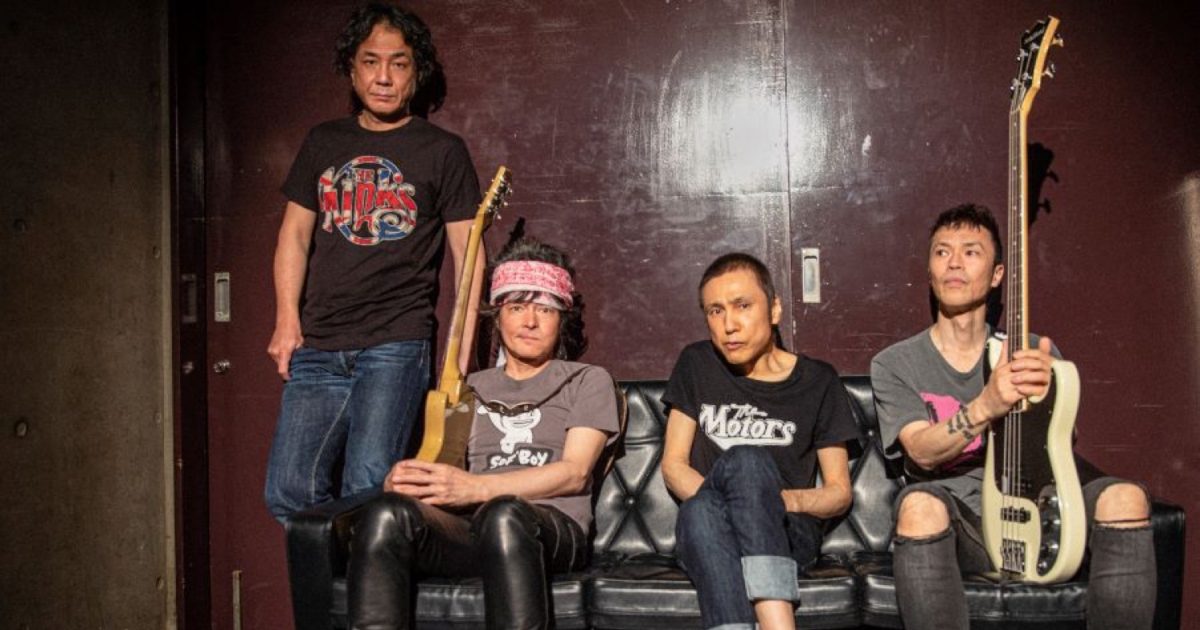 ザ・クロマニヨンズの軌跡を詰め込んだ写真展開催＆写真集発売決定