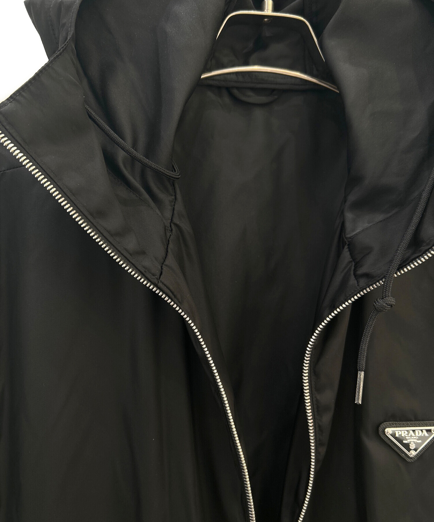 中古・古着通販】PRADA (プラダ) ベルト付ナイロンジャケット ブラック