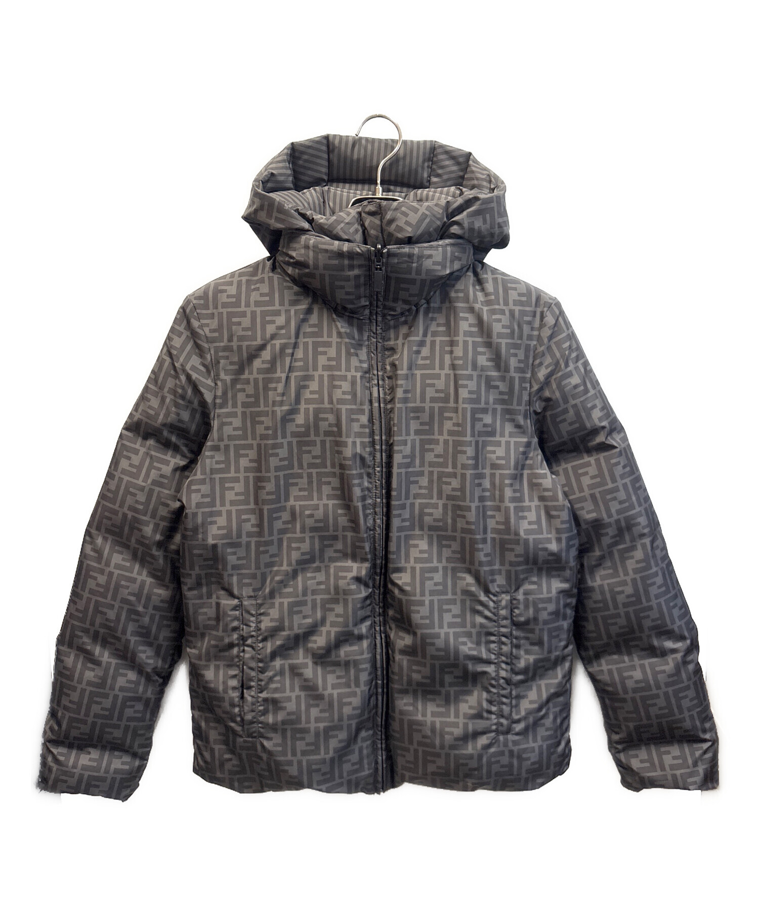 中古・古着通販】FENDI (フェンディ) リバーシブルズッカダウン