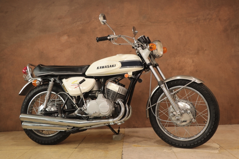 500/750トリプルシリーズ （ カワサキ ） の在庫情報【絶版バイク専門