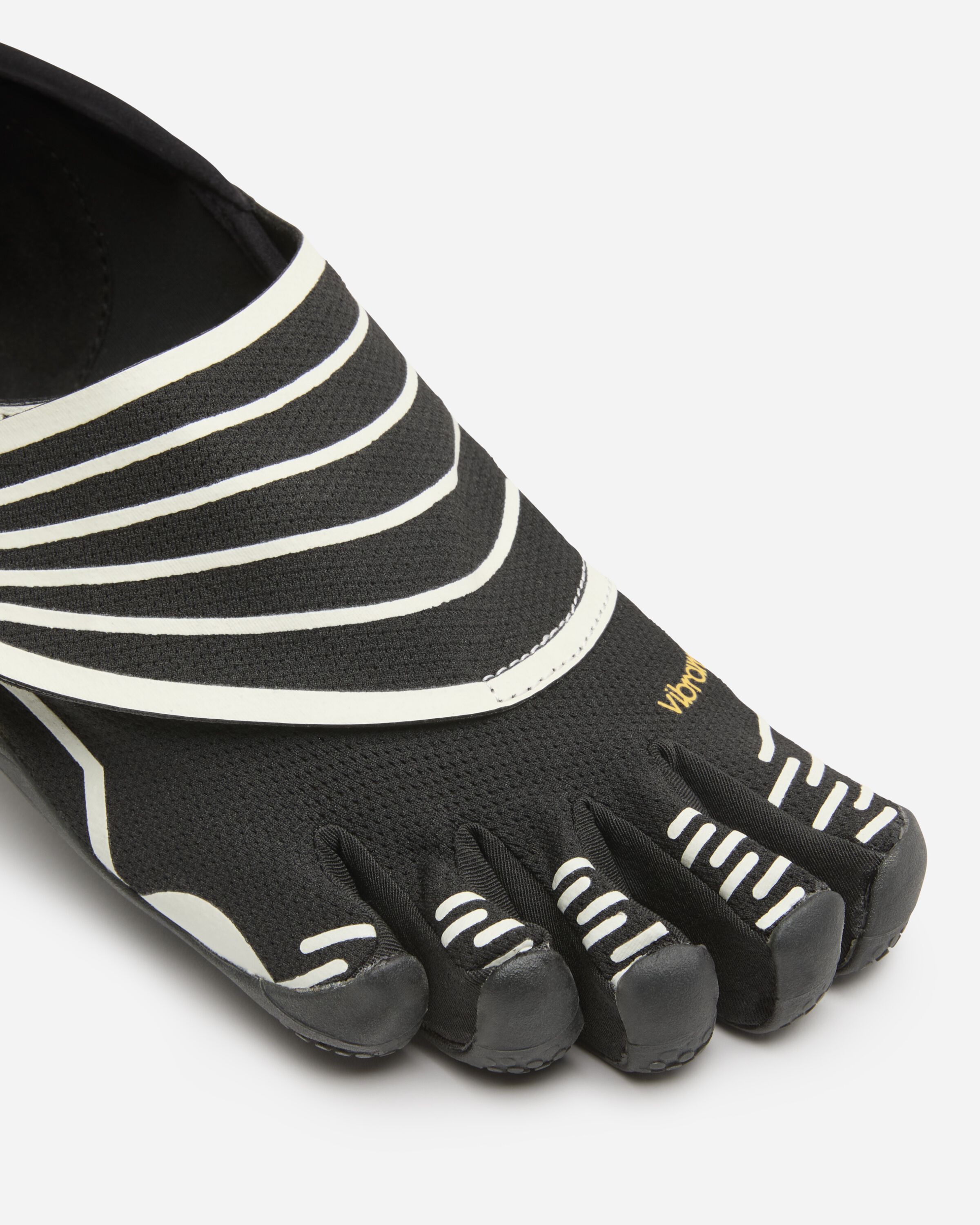 Groundsplay Women's Black Ivory / Black | Woman | Vibram