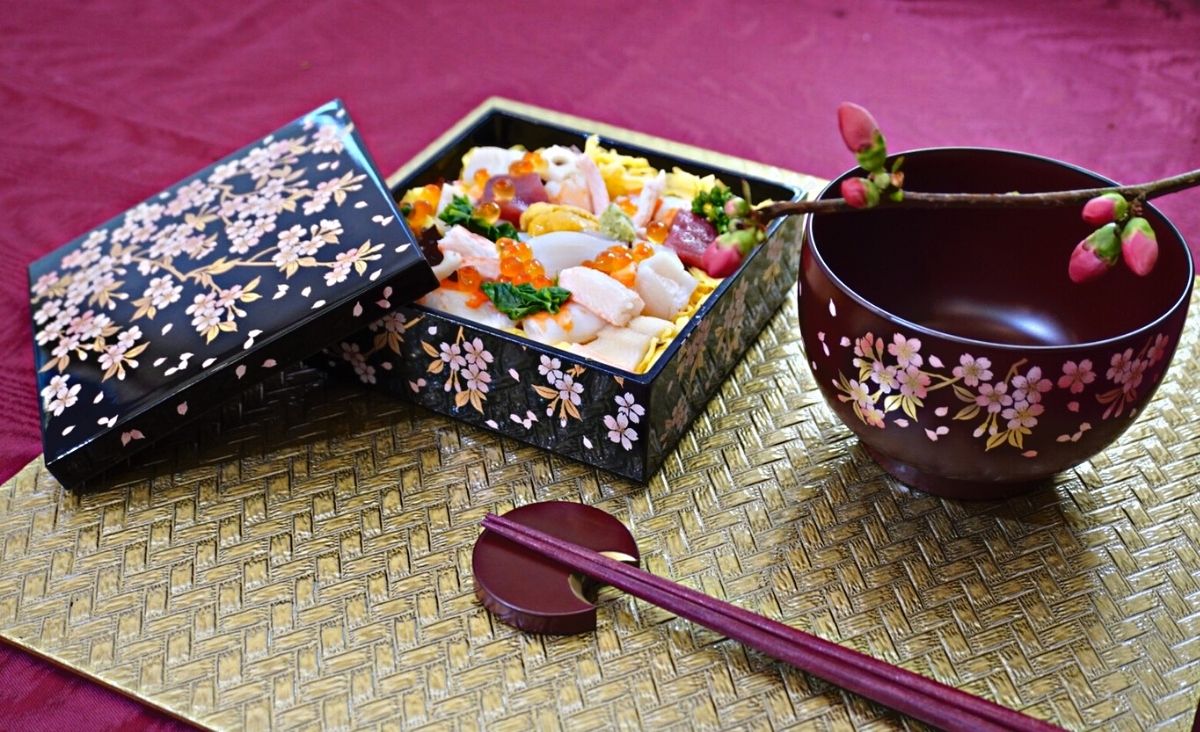 山中塗 さくら5.0三段重(黒）KZ2529A | 山中塗（山中漆器