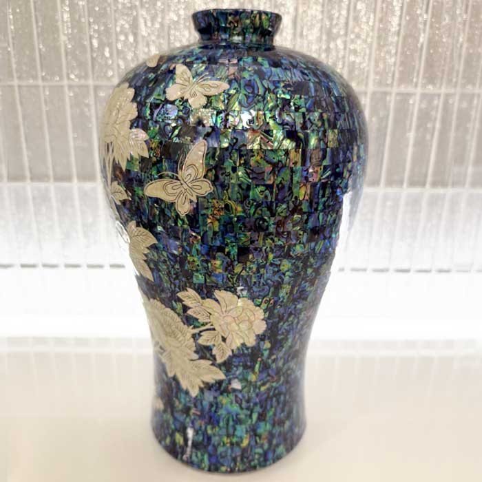 牡丹と蝶 螺鈿装飾のファビョン 花瓶 花器・陶磁器 夢市場本店【韓国