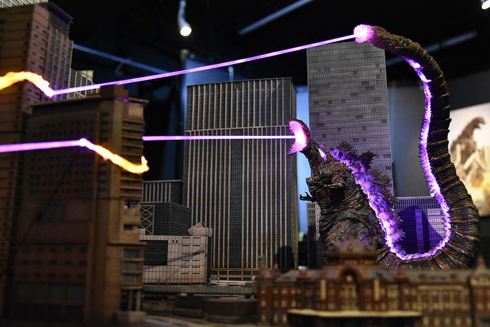 シン・ゴジラ造形作品集」発売記念ディオラマ展示会にお邪魔してきまし
