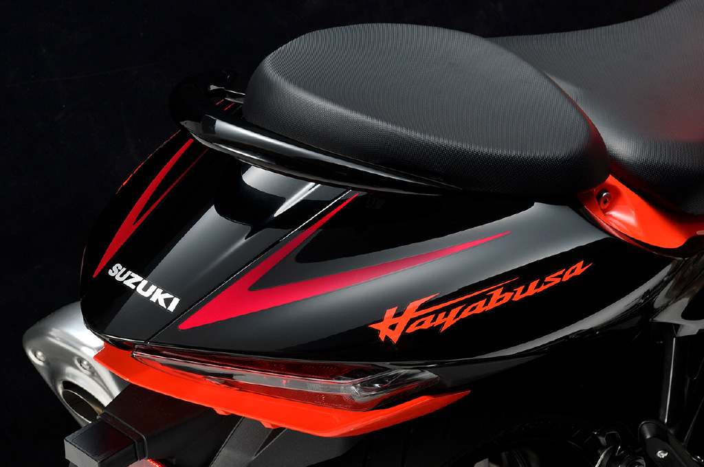 Hayabusa 25周年 スペシャルサイト | 二輪車 | スズキ