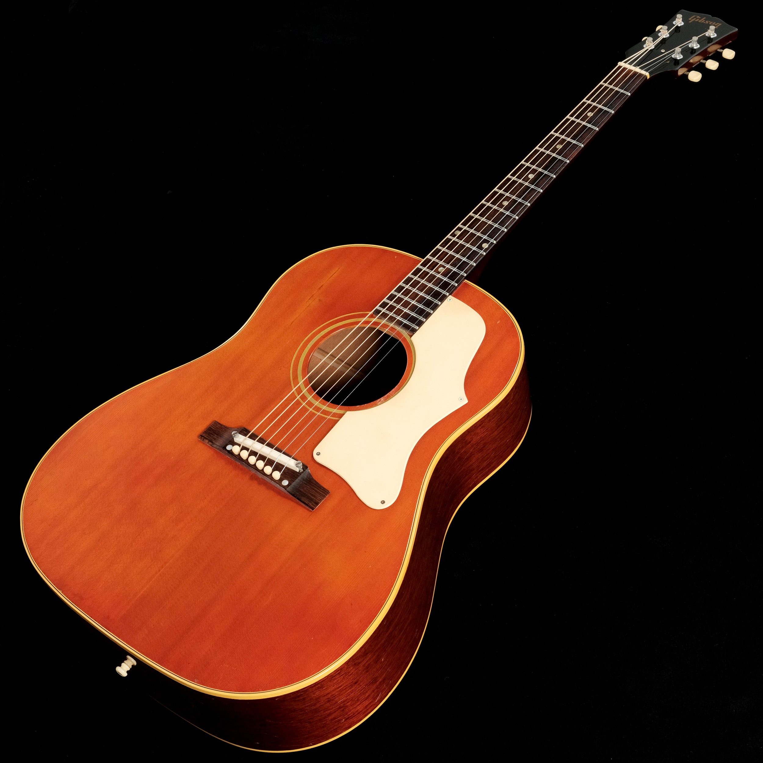 渋谷店VINTAGEブログ#106】 GIBSON 1968年製 J-45 Cherry | イシバシ