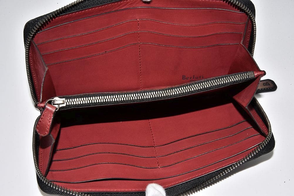 駅南やまご質店オンラインショップ / ベルルッティ イタウバ