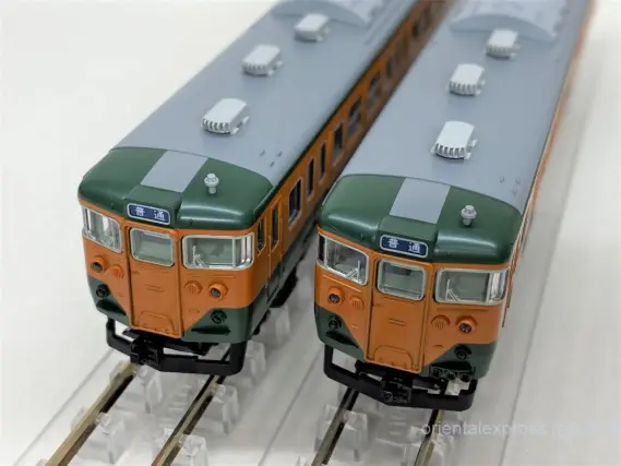 113系湘南色 4両付属編成が入線しました。KATO 10-1588 | NGaugeJP