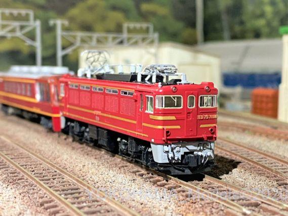 ED75 700番台 オリエントサルーン色を弄る。その3 711号機・707号機