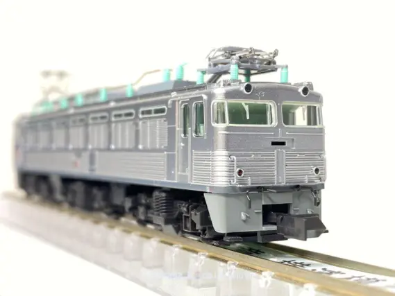 EF81 300番台（ステンレス）が入線です。KATO 3067-1 | NGaugeJP