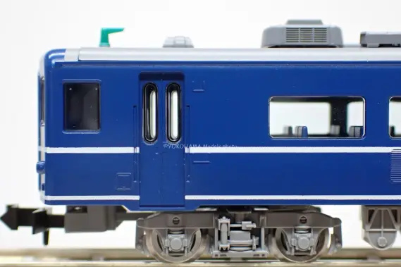 東武鉄道 14系・ヨ8000形（SL大樹・青色）が入線しました。 TOMIX