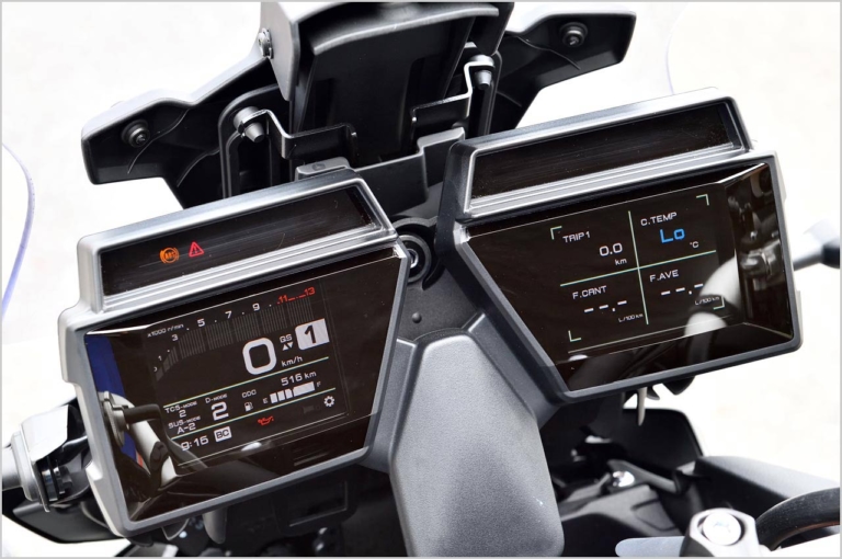 バイクのメーターはどうやって作られるのか?〈メーカー直撃・開発者