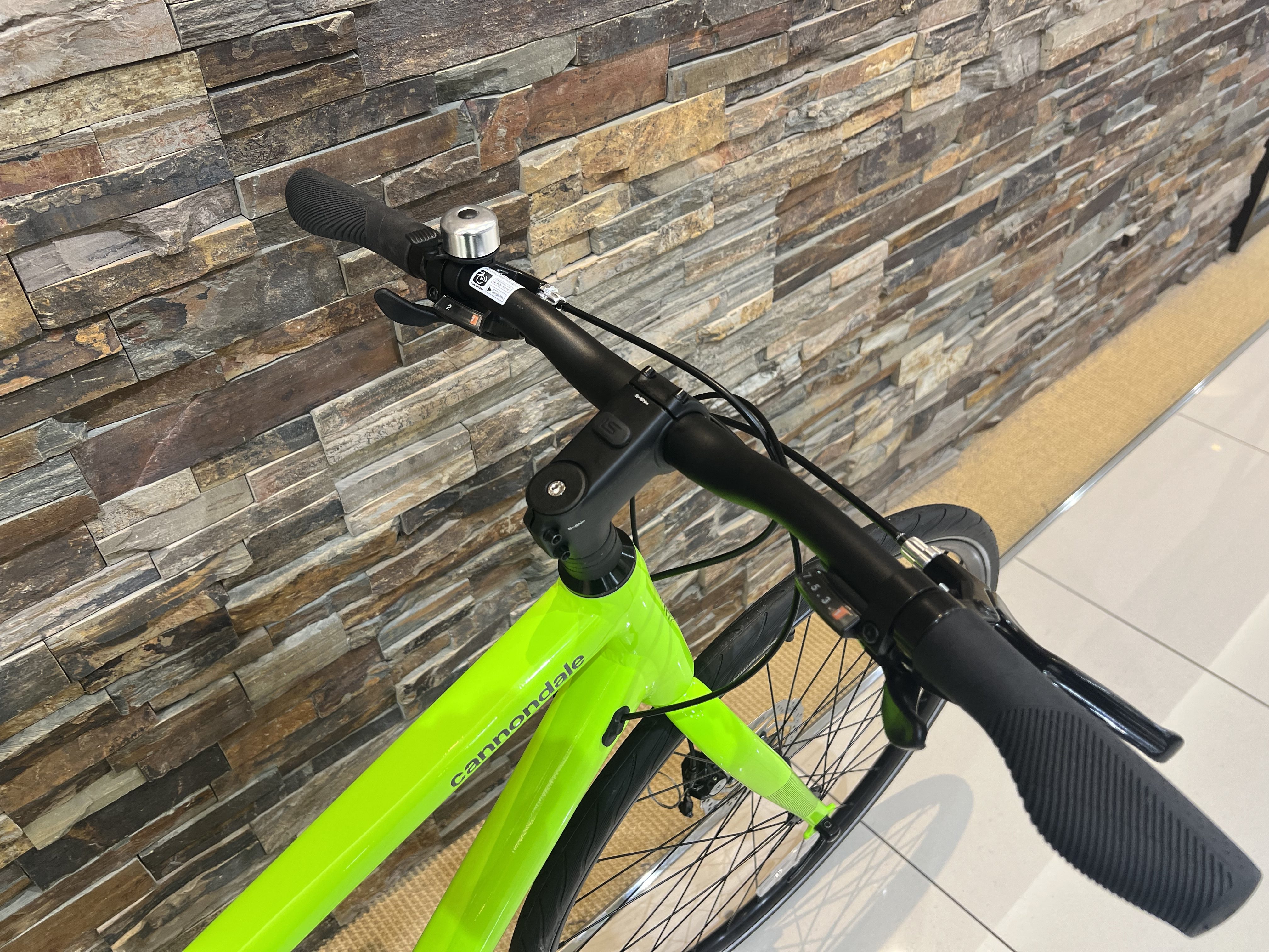 CANNONDALE】街乗りをQUICKに!!視認性バッチリな蛍光色カラーが広島店