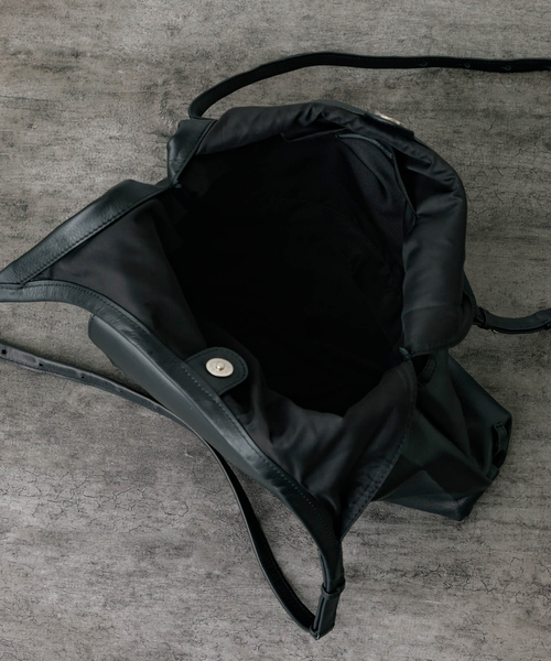 YArKA ショルダーバッグ 「YArKA/ヤーカ」real leather multi tote bag