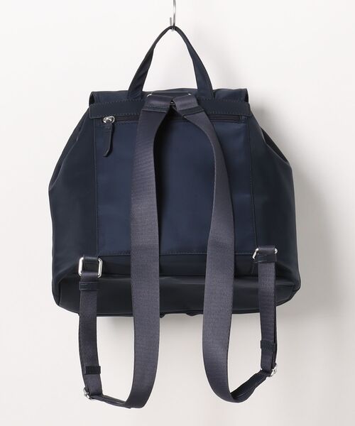 COLE HAAN（コールハーン） デイバック リュック ナイロンフラップ