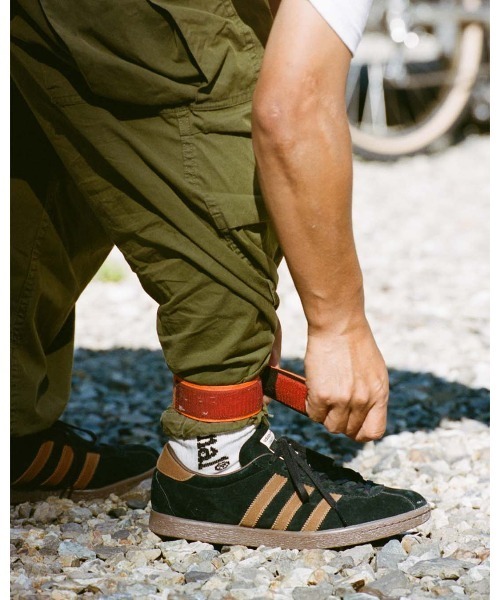 adidas Originals スニーカー 「限定別注モデル」 TOBACCO for KICKS