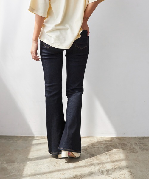 YANUK（ヤヌーク） ジーンズ デニム デニムパンツ ブーツカット