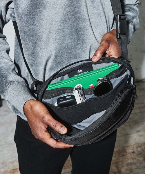 Aer（エアー） ショルダーバッグ Aer DAY SLING 3 デイスリング ミニ