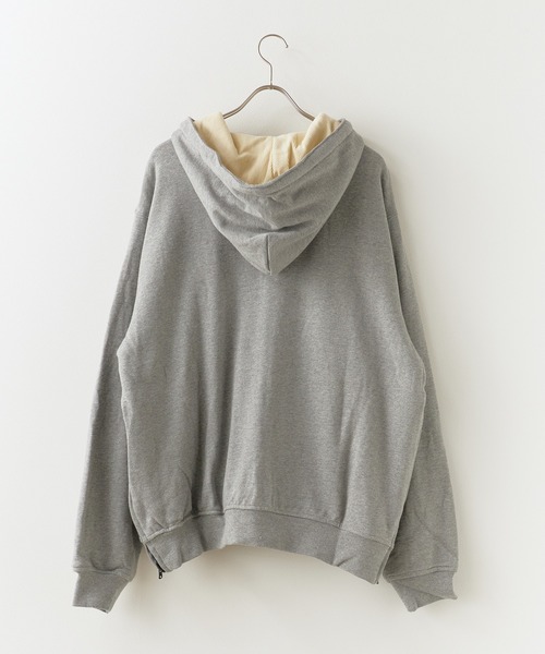 FOG ESSENTIALS（エフオージーエッセンシャルズ） パーカー FOG