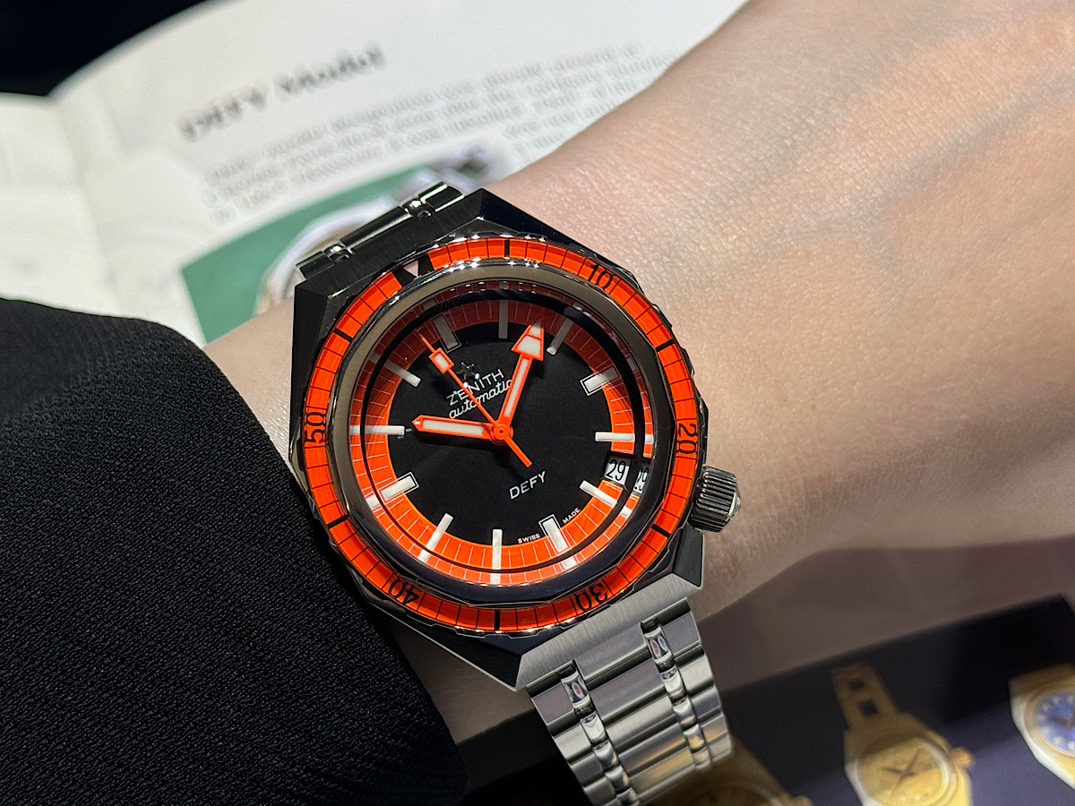 60年代のクラシカルなダイバーズウォッチの復刻？『デファイ