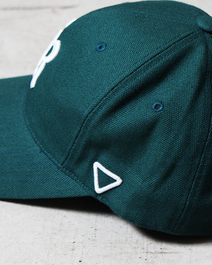 カラバリエンブロロゴキャップ – LIBEIRO