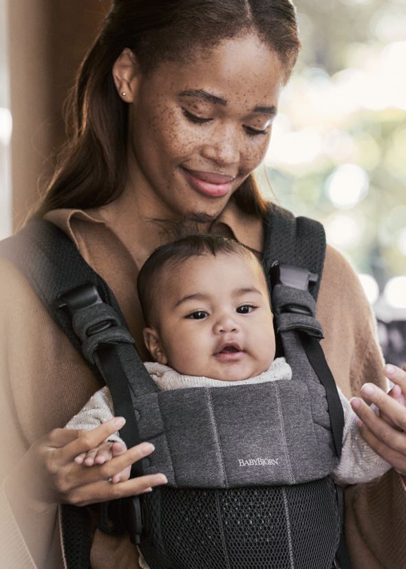 Baby Carrier Harmony—comfy, padded back support | BabyBjörn