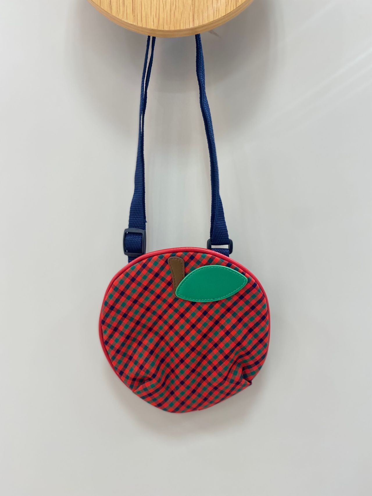 秋のリンゴグッズ、みつけた♪｜ファミリア大阪髙島屋の公式ブログ