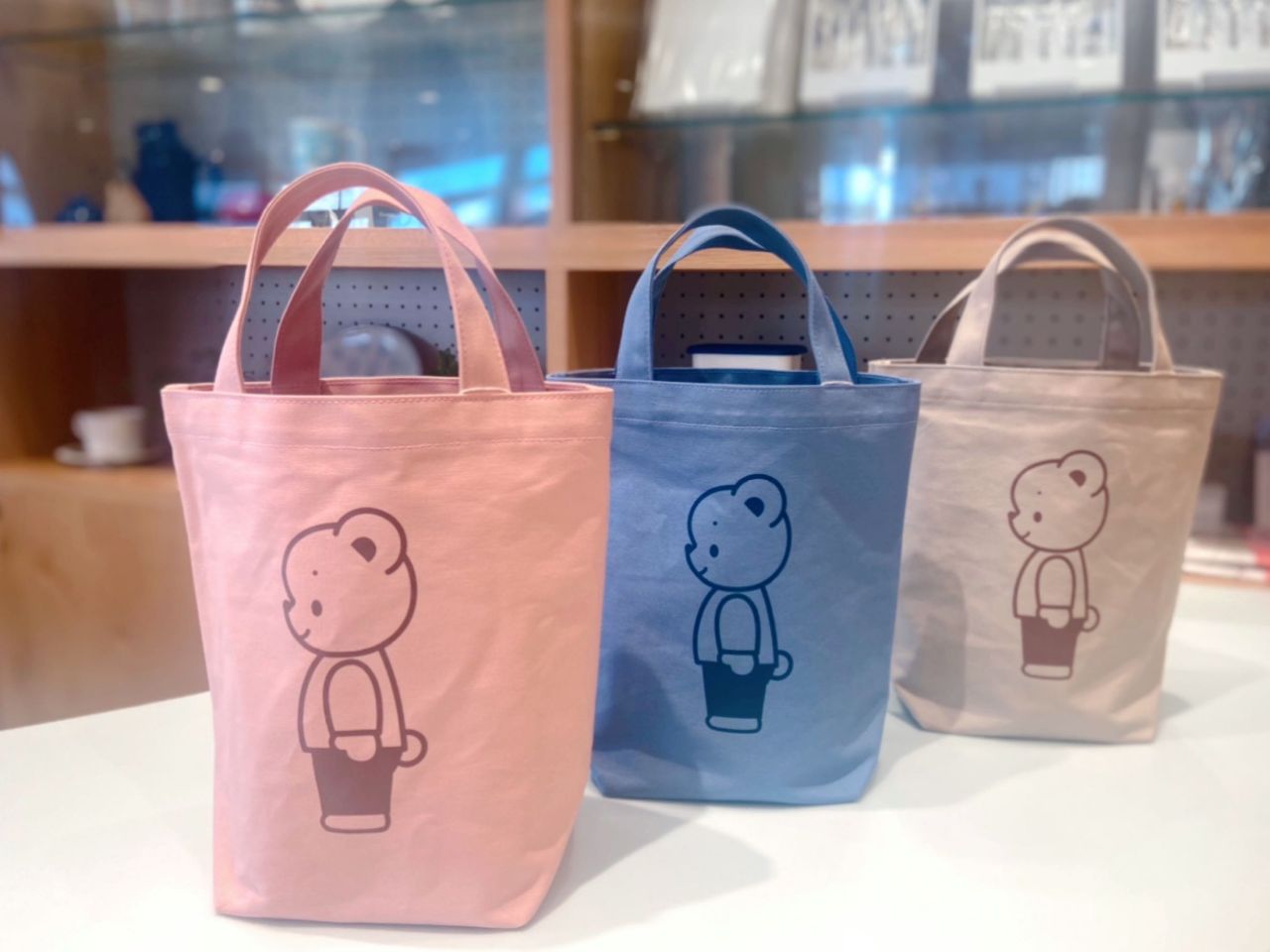 くすみカラーのシンプルファミちゃん｜ファミリア代官山店の公式ブログ