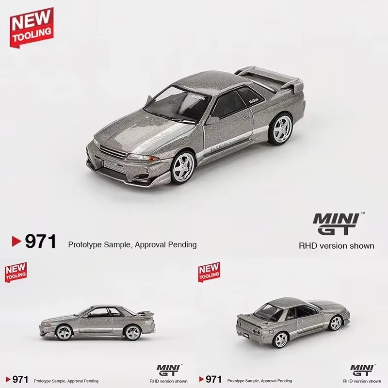 MINIGT In Stock 985 1:64 Nissan Z VeilSide FFZ400 Gold Chrome