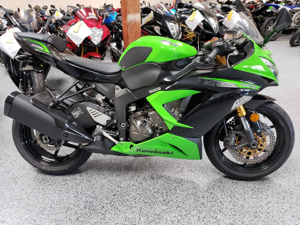 Buy 2013 Kawasaki Ninja 636 ZX6R - 15000 Miles | AK Motors