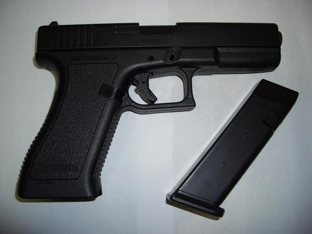 コクサイ グロック17（エアコキ） レビュー: まる吉のトイガン基地