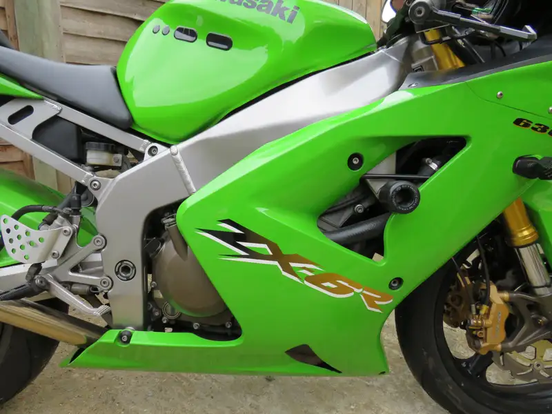Iconic Auctioneers | 2003 Kawasaki ZX-6R Ninja B1H 636cc-Sold