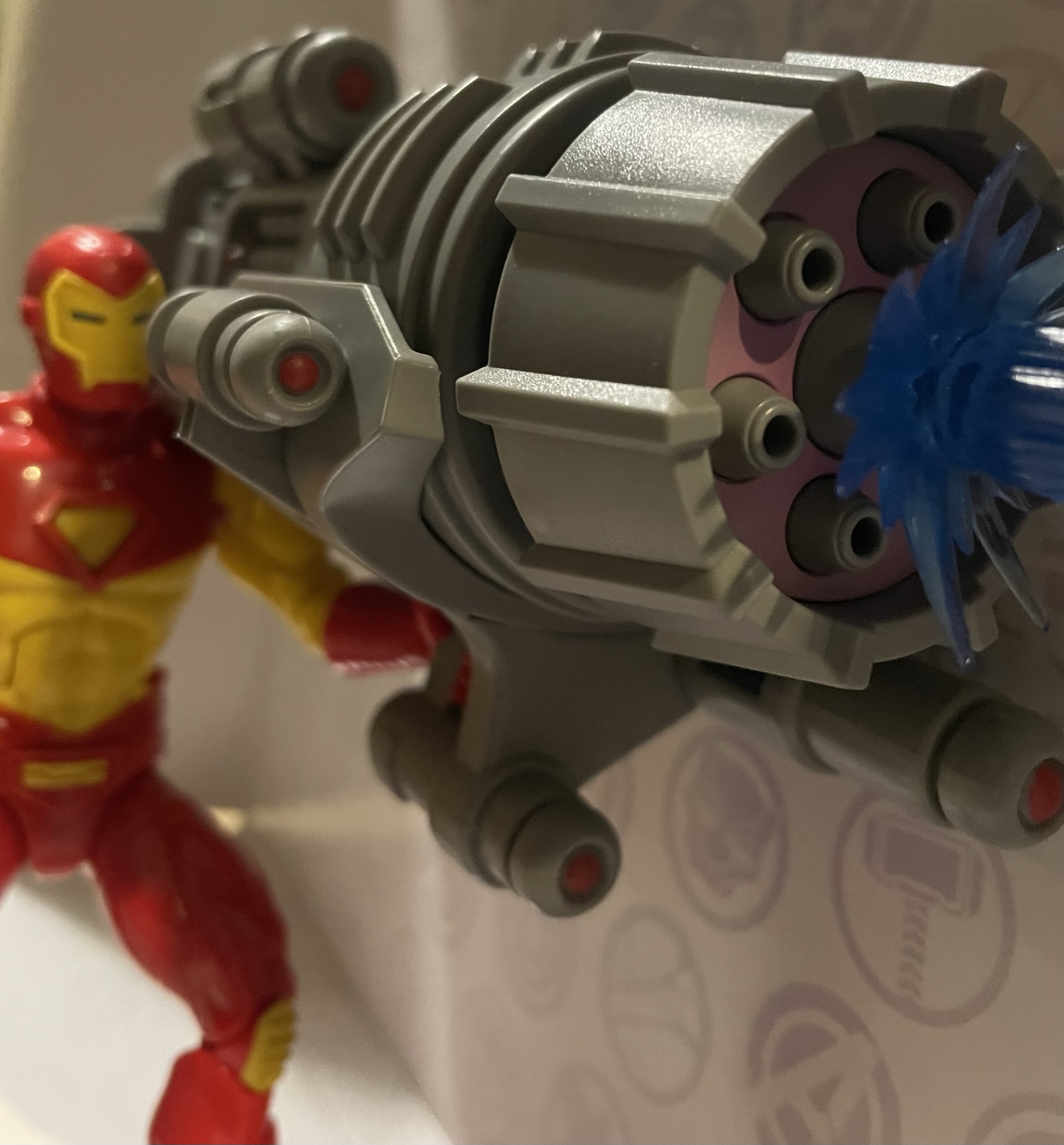 ハズブロ マーベル レジェンド アイアンマン（モジュラー・アーマー