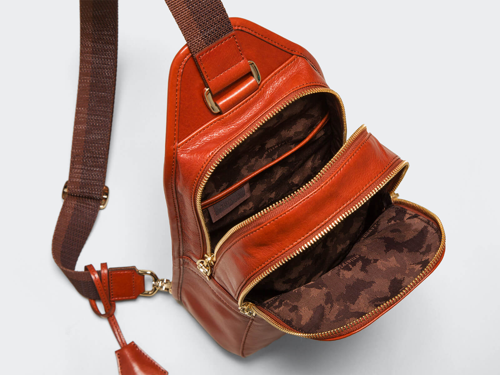 01-07004 ボディバッグ | aniary（アニアリ） OFFICIAL WEB STORE