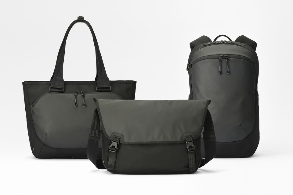 エース、座席下に吊るして使えるバッグ「エブスタ」。スタジアム観戦に