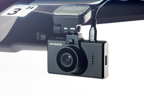 カロッツェリアから最新の前後2カメラドライブレコーダー「VREC-DH300D