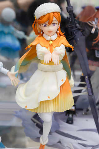 特別企画】【あみあみ展示撮り下ろし】Starlight Prologue衣装で登場