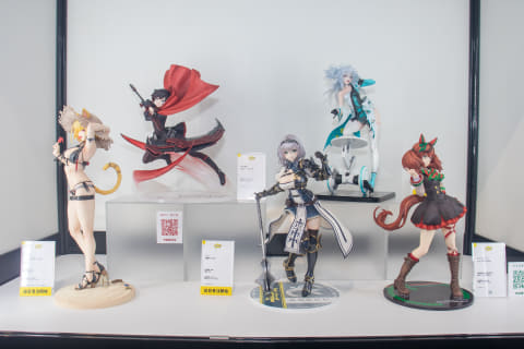 ファット、「ホロライブ」の白銀ノエルさんや「オバロ」の