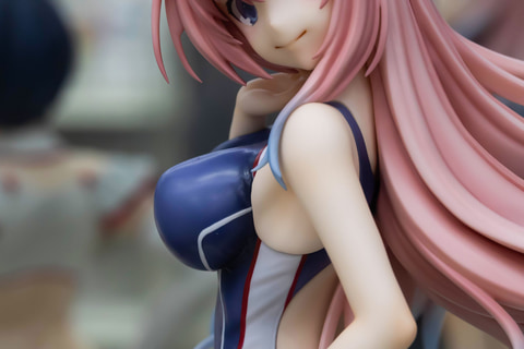 特別企画】【あみあみ展示撮り下ろし】太ももの美しさに目が釘付け