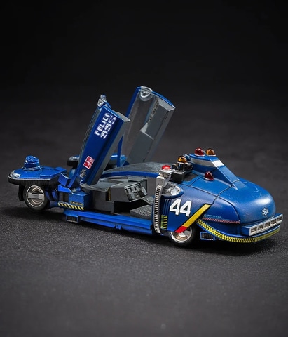 SF映画「ブレードランナー 2049」より作品を象徴する車両「デッカード