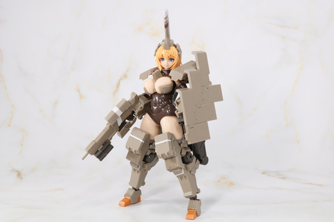 レビュー】「フレームアームズ・ガール 輝鎚・甲」レビュー 重装甲ロボ