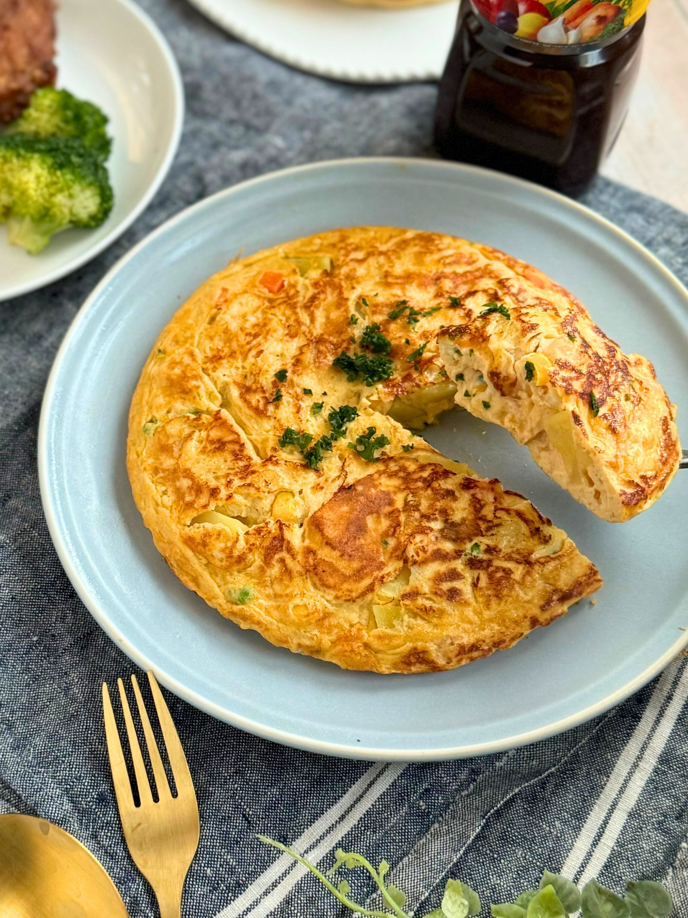 味つけ一発！野菜たっぷりオムレツ | レシピサイトNadia