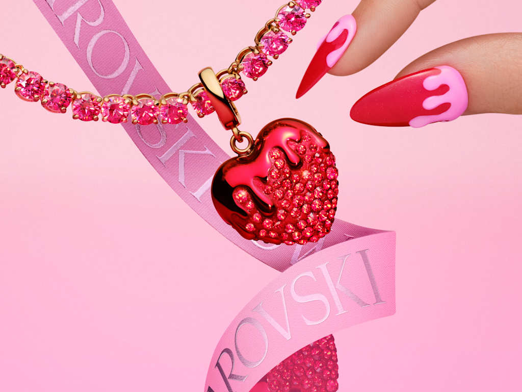 スワロスキーハート型クリスタルリング(値下げ受け付けます) スワロ