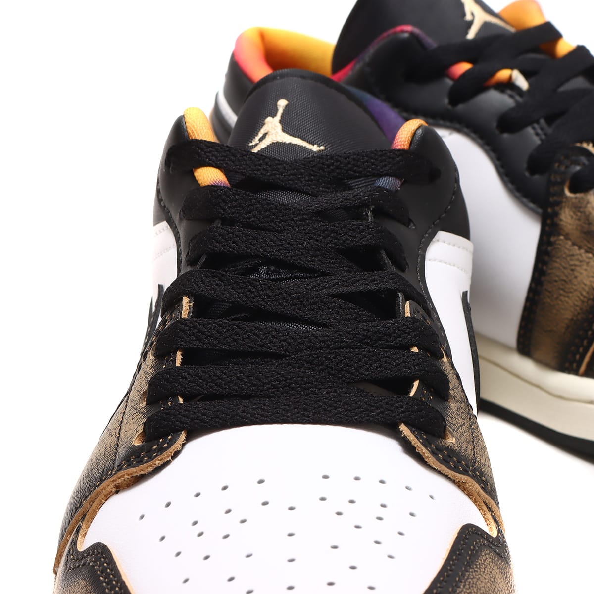 JORDAN BRAND AIR JORDAN 1 LOW SE BLACK/WHITE ONYX-WHITE-SAIL 22HO