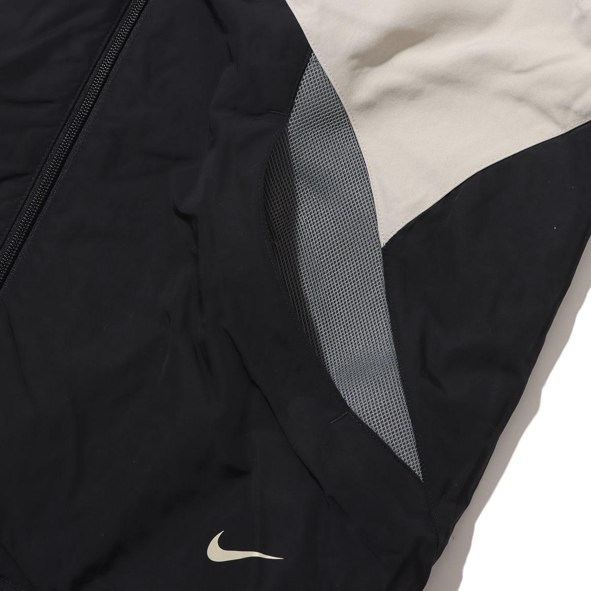NIKE M NRG NOCTA RVRSBLE VEST DR BLACK/STONE/SMOKE GREY/STONE 23SU